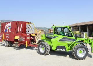 Merlo TF 38.7-120 Telehandler Specs & Dimensions (2014 - 2016)