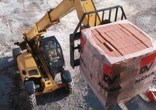 TH350B Caterpillar Telehandler Specs & Dimensions
