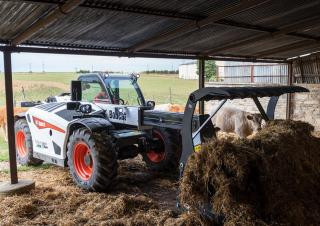 Bobcat TL30.70 AGRI Low Cab 100 IV Telehandler Specs & Dimensions (2017 - 2021)