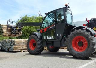 Bobcat TL43.80HF 130 IV Telehandler Specs & Dimensions (2018 - 2021)