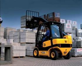 JCB TLT 25 D Teletruk Telehandler Specs & Dimensions (1999 - 2008)