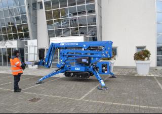 Traccess 160 CTE Crawler Articulating Boom Lifts
