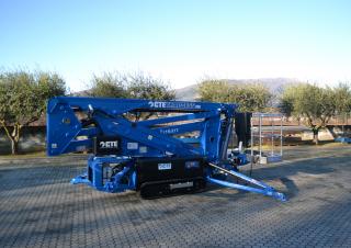 Traccess 200 CTE Crawler Articulating Boom Lifts