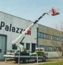 TSJ 19 Palazzani Crawler Telescopic Boom Lifts