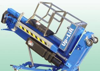 UE32 AHI Single Vertical Mast Boom Lifts