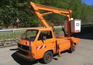Ruthmann V 90 Trailer Mounted Articulating Boom Lifts (1991 - 1992) Specifications & Dimensions