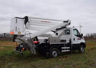 VAT 72 NE Klubb Trailer Mounted Articulating Boom Lifts