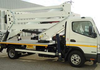 VAT 82 NE Klubb Trailer Mounted Articulating Boom Lifts