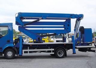 VAT 82 NF Klubb Trailer Mounted Articulating Boom Lifts