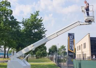 Verda 12 Custers Crawler Telescopic Boom Lifts