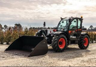 Bobcat VersaHANDLER V923 Telehandler Specs & Dimensions (2022 - 2026)