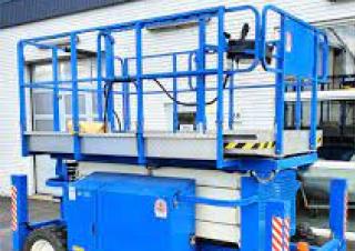 X 27 RT UpRight Wheeled scissor lifts