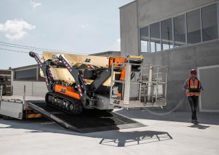 JLG X33J Plus Crawler Articulating Boom Lifts (2016 - 2026) Specifications & Dimensions