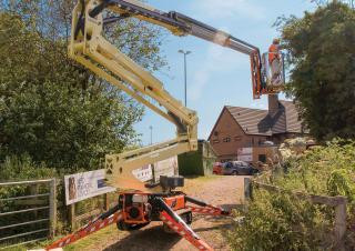 JLG X600AJ Crawler Articulating Boom Lifts (2019 - 2026) Specifications & Dimensions