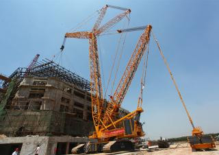 XCMG XGC15000 crane - load chart, specs & dimensions (2017 - 2026)