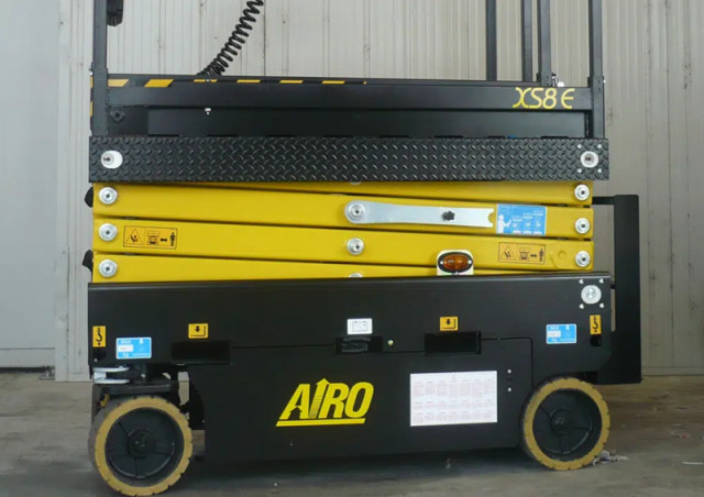 AIRO XS8 E Light Wheeled scissor lifts (2025 - 2026) Specifications & Dimensions