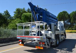 ZED 32 JHV CTE Trailer Mounted Articulating Boom Lifts