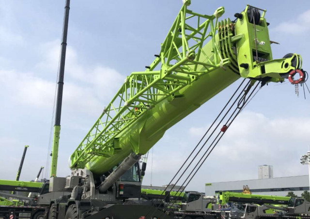 Zoomlion ZRT1100 crane - load chart, specs & dimensions (2022 - 2023)