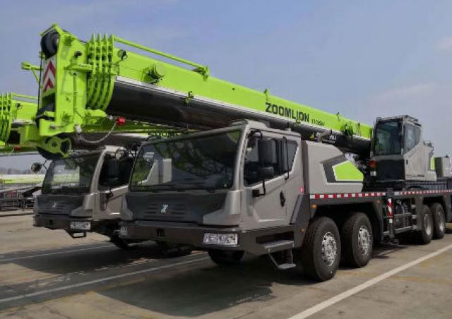 Zoomlion ZTC250V431 crane - load chart, specs & dimensions (2021 - 2023)