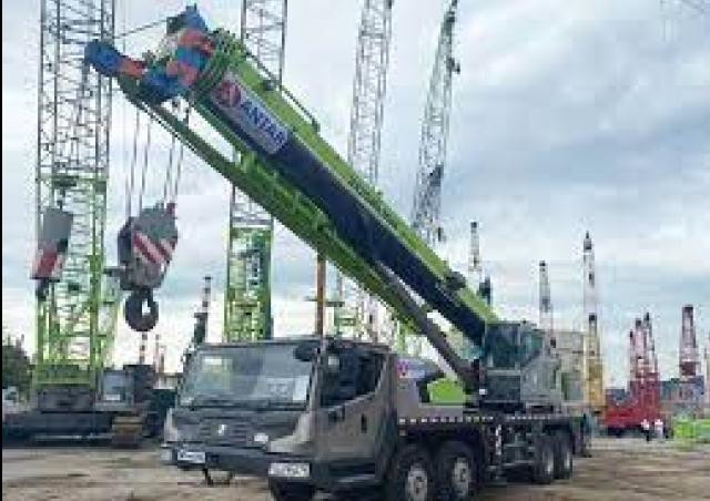 Zoomlion ZTC600R562 crane - load chart, specs & dimensions (2021 - 2023)